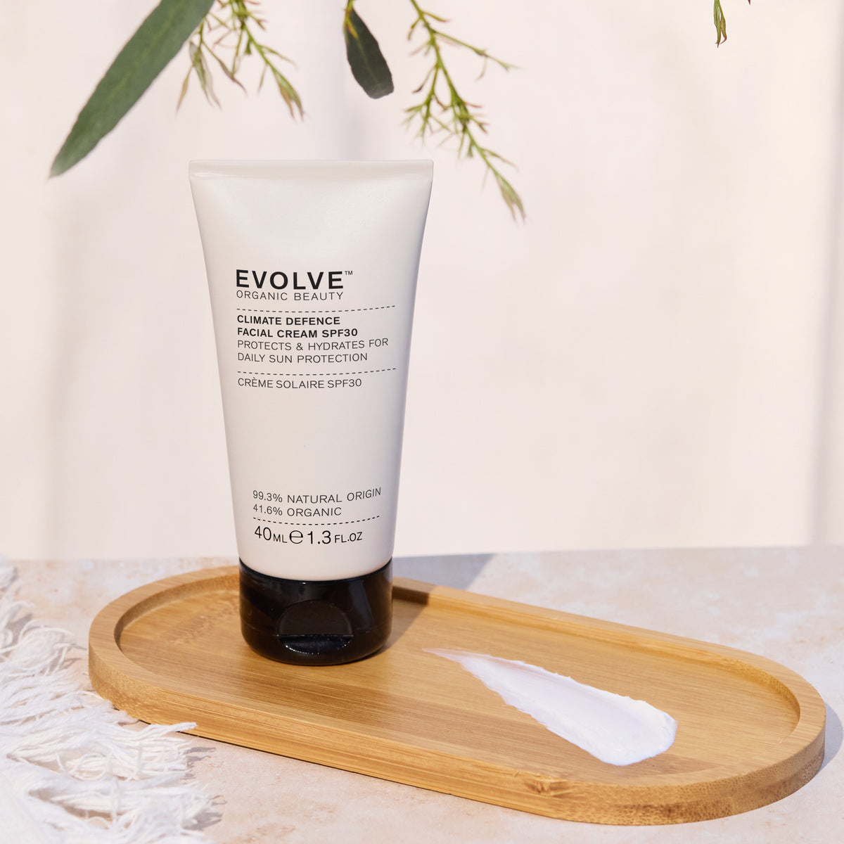 Evolve Climate Defence Facial Cream SPF 30, 40ml Lifestyle 1x1.